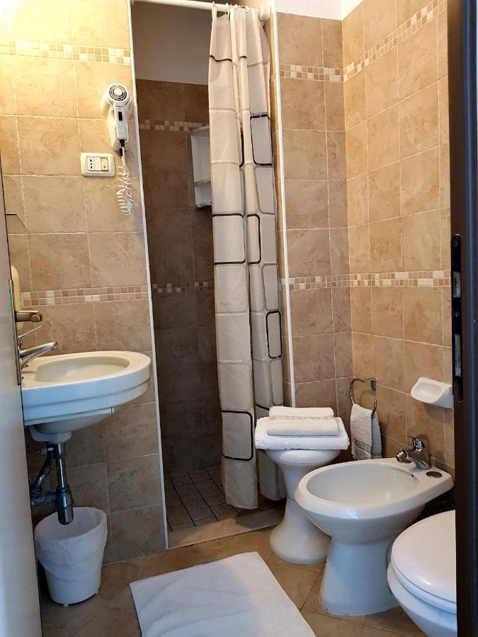 רימיני Hotel Biancospino מראה חיצוני תמונה